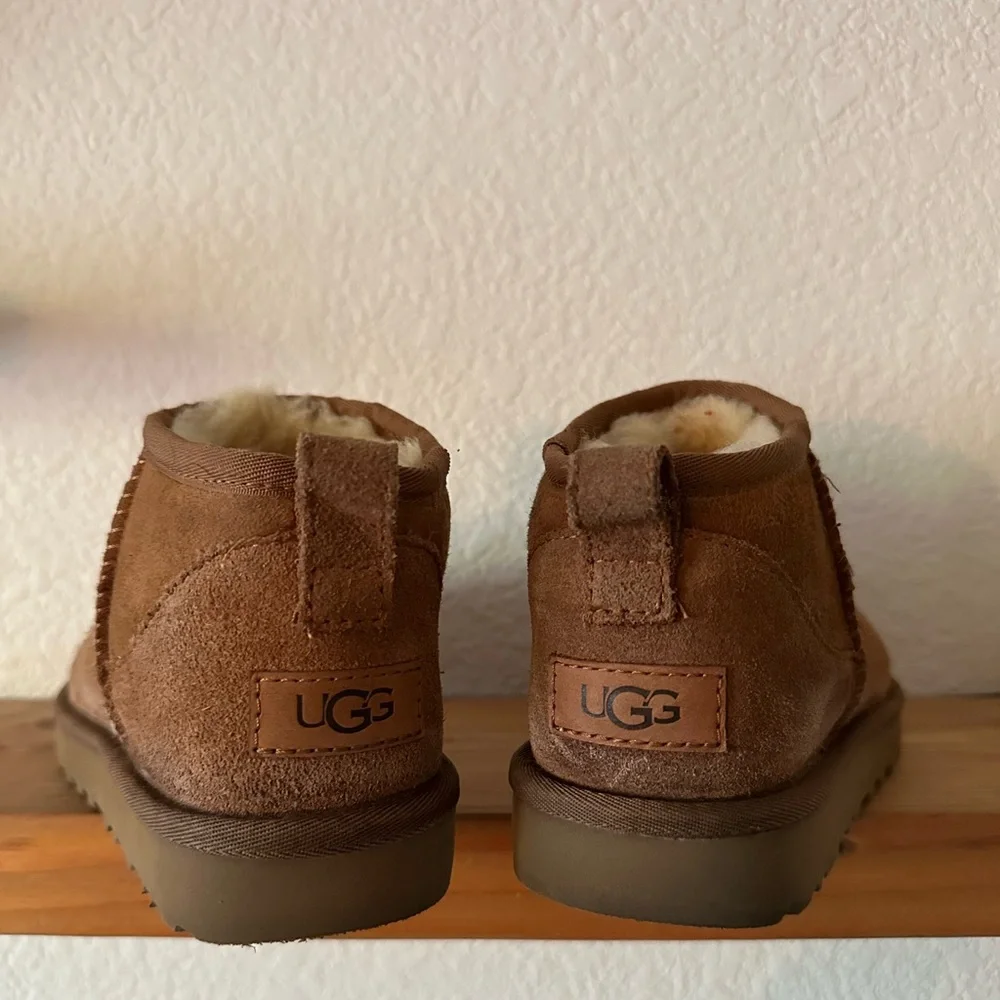 UGG Classic Ultra Mini Color Chestnut Size 7 - Picture 5 of 13